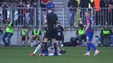 Pogledajte Brajkovićeva dva žuta kartona u sedam minuta. Je li sudac ispravno odlučio?