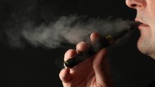 Slovenija je zabranila elektronske cigarete: Koristi ih trećina maloljetnika