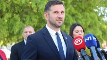 Šuta predao potpise, kandidat ispred koalicije HDZ, DP, HSLS i HDS za gradonačelnika Splita