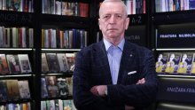 Na trgu između kraljeva i udbaša: Milorad Popović predstavio svoj roman o duši Crne Gore