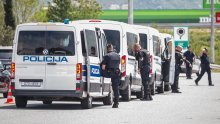 Policija ne prepušta ništa slučaju: Već na ulasku u Split dočekuje navijače