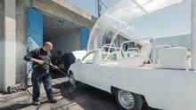 Jedna od posljednjih želja pape Franje: Papamobil ide za pomoć djeci u Pojasu Gaze