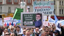 Stotine prosvjetara u centru Zagreba najavile daljnje korake: 'Idemo u štrajk u lipnju! Tražimo smjenu Fuchsa!'