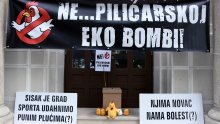 Siščani protiv peradarskih megafarmi: Suosjećamo s Ukrajinom ali nećemo smrad u naš grad!