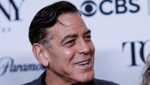 Polako, ali sigurno George Clooney se vraća 'na staro'; pogledajte kako sad izgleda