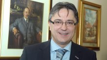 'Čović vodi Holding poput Bandića'