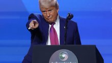 Trump ukida sankcije Siriji: 'Sretno Sirijo, pokaži nam nešto vrlo posebno!'