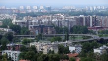 Nekretnine i dalje nisu jeftinije, ali je zato sve više agencija koje ih pokušavaju prodati
