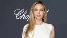 Angelina Jolie optužena da 'proganja' Brada Pitta: 'Jednostavno je ludo'