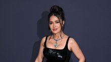 Salma Hayek otkrila kako prikriva sijede: Ovo svaka žena ima u svojoj kupaonici