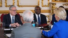 Zaokret nakon Brexita: Putovanja, obrana, burgeri - što se mijenja s novim sporazumom