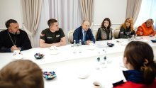 Putin u Kursku prvi put nakon sloma ukrajinske ofenzive, častio se čajem i slatkišima