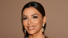 Zabrinutost zbog stanja u Americi nakratko je nestala: Eva Longoria 'uhvaćena' na plaži