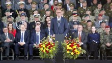 Njemački kancelar: Odlučni smo braniti teritorij NATO-a od svake agresije