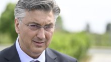 Plenković: 'HDZ-ovi kandidati jako dobro stoje uoči drugog kruga izbora'