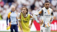 Mbappe nije pustio Modriću penal, navijači ga vrijeđaju