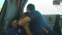Objavljena snimka iz autobusa; Modrić plače, suigrač ga tješi