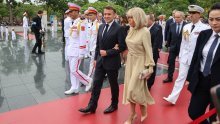 Predivna haljina laskavog kroja još je jedan odličan modni izbor Brigitte Macron