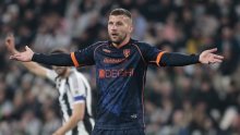 Ante Rebić opet 'briljira'; vrijeđao suce pa zaradio crveni karton, suspenziju i novčanu kaznu