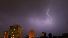 Navečer pljuskovi s grmljavinom - evo koja su upozorenja na snazi