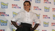 Izgleda kao da se gornji i donji dio outfita Nine Badrić nisu stigli dogovoriti