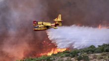 Vatra na Braču progutala 20 hektara borove šume