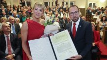 Tomašević zaslužnim građanima uručio Nagrade Grada Zagreba