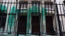 Vandalizam u Parizu: Bojom 'napadnute' sinagoge i memorijal holokausta
