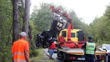 Crna noć u Kastavu: Motociklist se zabio u parkirani kombi i poginuo na mjestu