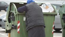 Pravobraniteljica obišla domove: Zabrinjavajući podaci, stariji su se kupali tek 3 puta mjesečno