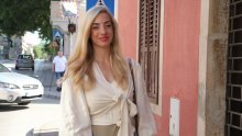 Sanja Radolović na glasanju pokazala stajling bez mane, a ove hlače su hit