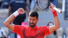 Nevjerojatni Đoković izgubio prvi set, a onda pomeo trećeg igrača svijeta za polufinale Roland Garrosa
