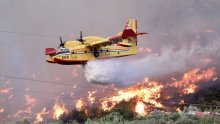 Lokaliziran požar iznad Jelse, vatrogasci ostaju dežurati