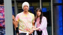 Dakota Johnson umorila se od čekanja: Ovo je presudilo vezi s Chrisom Martinom