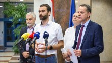 Nakon pet i pol sati iza zatvorenih vrata sindikati i ministarstvo se dogovorili