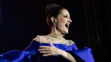 Našla se na meti kritika: Stajling Doris Dragović izazvao lavinu komentara