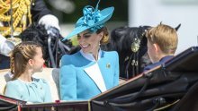Ovakvi nježni trenuci princeze Charlotte i Kate Middleton rijetko se viđaju