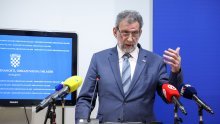 Fuchs: Najstariji sam u Vladi, ostajem dok premijer misli da sam od koristi