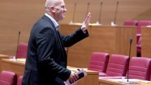 Kritike u Saboru: Oporba proziva zbog siromaštva, HDZ napada zagrebačku vlast