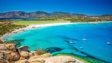 Tirkizne boje i bijeli pijesak: Ovaj mediteranski raj ima najljepše plaže i kristalno čisto more
