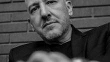 Sudac i pisac koji diže prašinu u Srbiji: Sustav postoji na šutnji siromašnih, država bez njih ne bi opstala