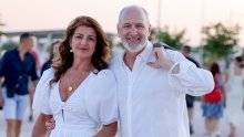 Ne zna se što je bolje - haljina ili torbica: Bivša prva dama Splita plijenila elegancijom