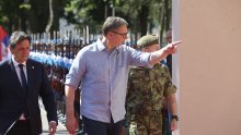 Vučić poludio zbog streljiva: Najavio 'najveću vojnu paradu' nakon hrvatskog mimohoda za Oluju