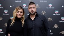 Domaća atletska princeza sa suprugom u Disneylandu: Padali romantični poljupci ispred dvorca
