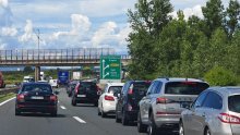 Zbog pojačanog prometa povremeni zastoji, evo gdje