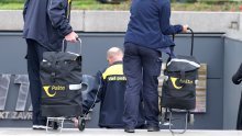 Nastavlja se trend: Manje pisama, a više paketa i prihoda od poštanskih usluga