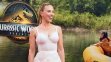 Sirena s crvenog tepiha: Scarlett Johansson u haljini koja podsjeća na morsku pjenu