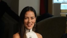 Nove fotografije govore sve: Ana Ivanović uživa na plaži u bikiniju, ali nema vjenčanog prstena