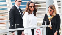 Oprah već dugo nije izgledala ovako dobro: Na Bezosovo vjenčanje stigla je u mladenačkom izdanju