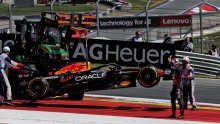 Pogledajte Verstappenov sudar zbog kojeg je morao odustati nakon 30 sekundi na VN Austrije